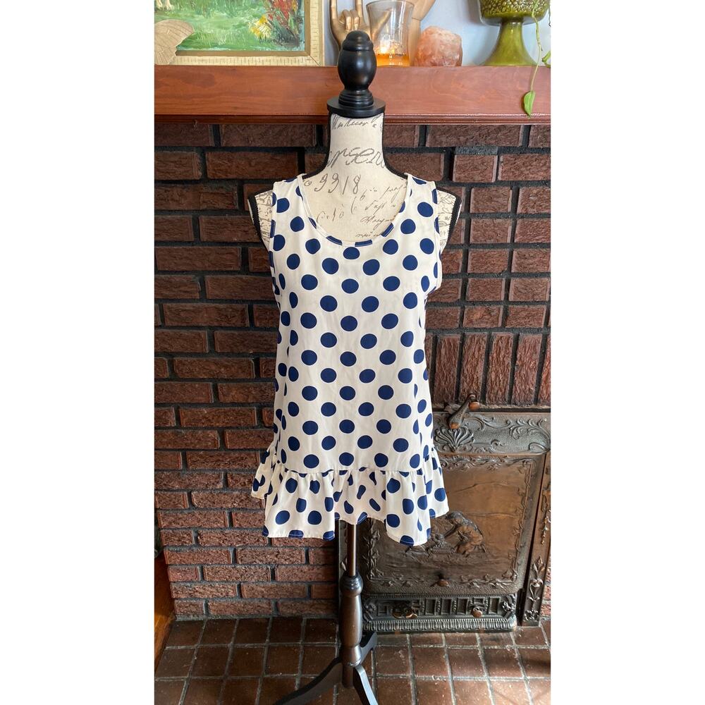 Bo Bel White & Navy Blue Polka Dot Ruffle Hem Sleeveless Blouse Size Small